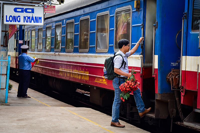 Tác phẩm Kết nối; Tác giả Trương Phát.jpg