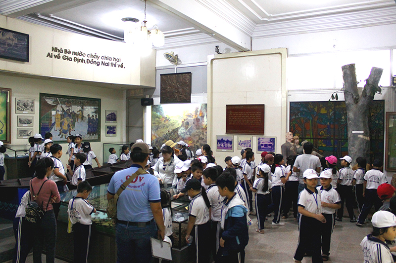 Đoàn học sinh Trường tiểu học Tân Thành tham quan Bảo tàng Đồng  Nai, ngày 28-10-2017.JPG