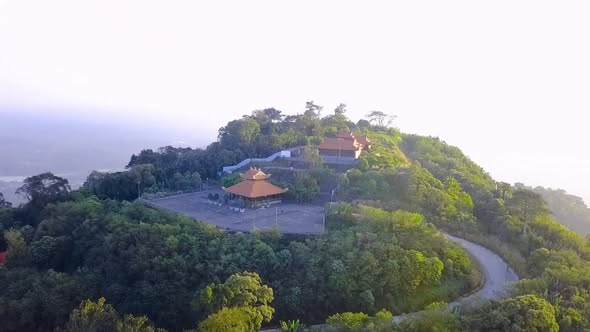 Núi Bà Rá nhìn từ trên cao